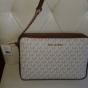 Large Michael Kors Jet Set Vanilla Crossbody